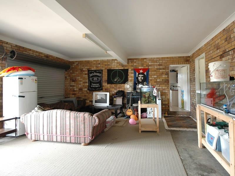 130 Murtha Drive, Elanora QLD 4221