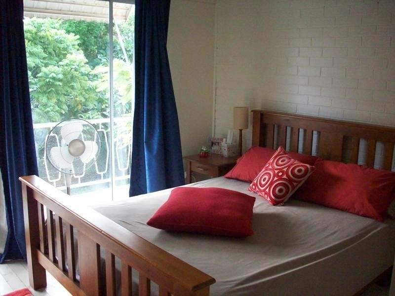 1 ‘Poodle’, 39 Ventura Road, Mermaid Beach QLD 4218