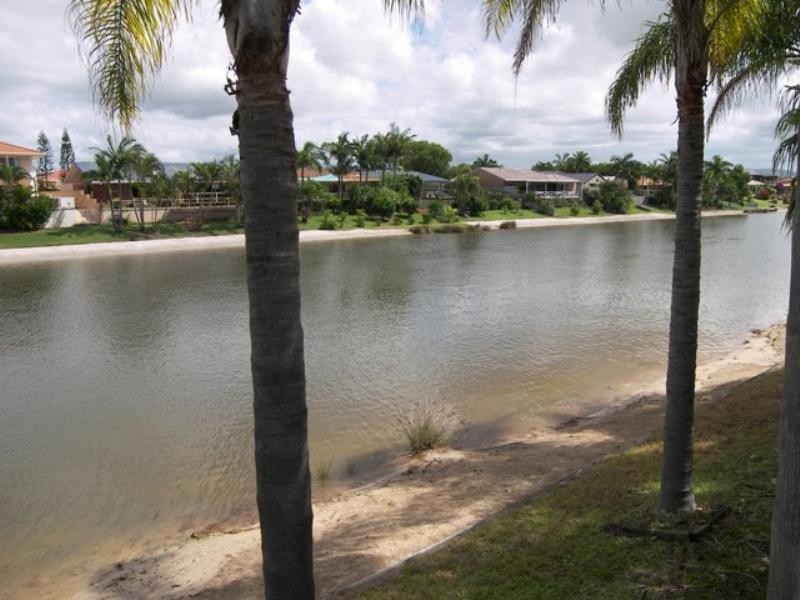 51 Pintail Crescent, Burleigh Waters QLD 4220