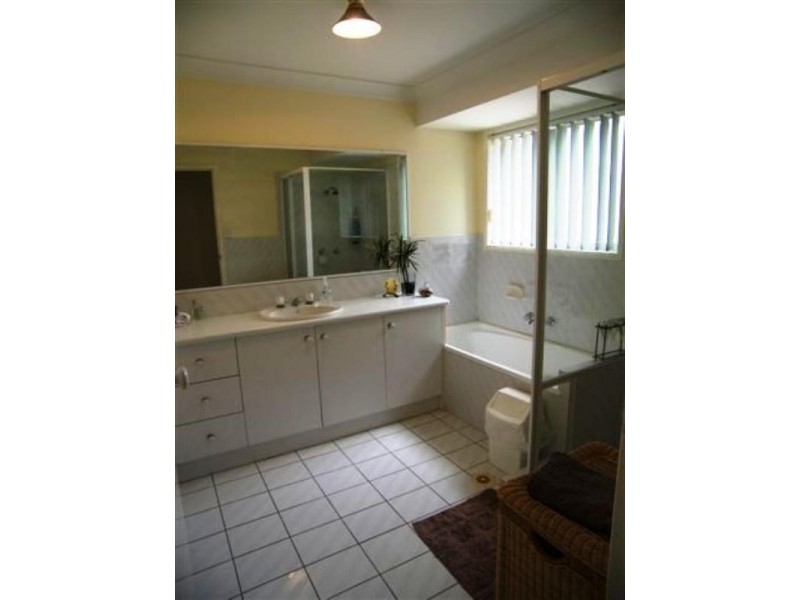 51 Pintail Crescent, Burleigh Waters QLD 4220