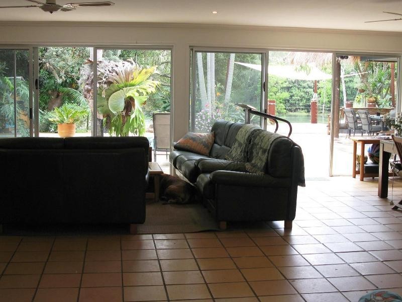 30 Karina Crescent, Broadbeach Waters QLD 4218