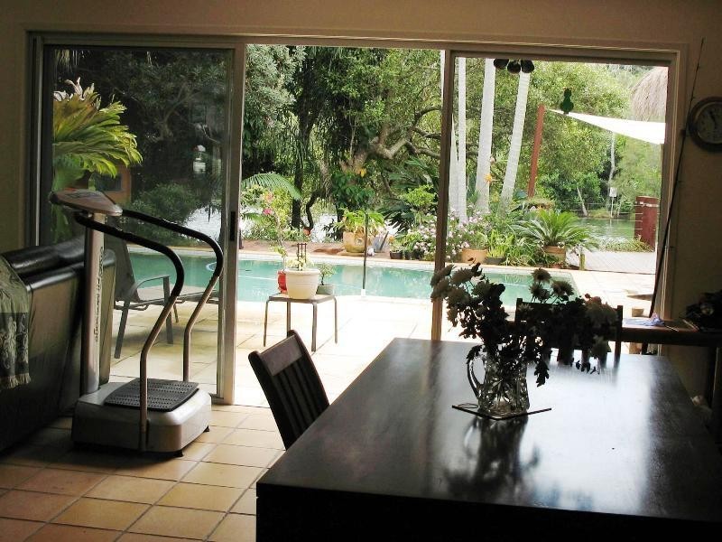 30 Karina Crescent, Broadbeach Waters QLD 4218