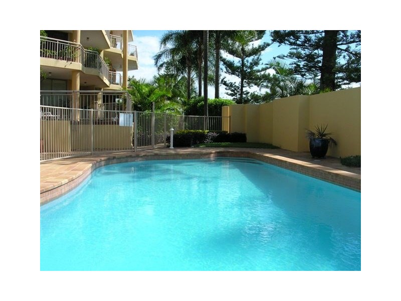 4/10 Dudley Street, Mermaid Beach QLD 4218