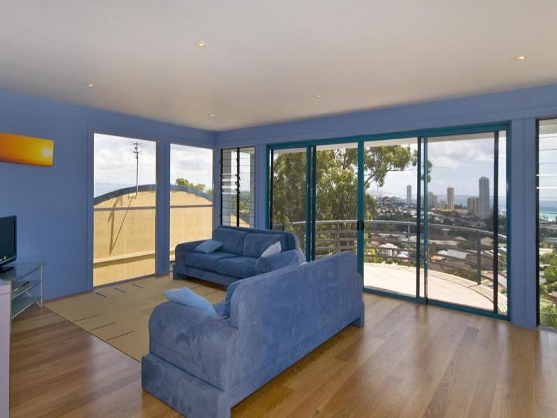 46 Hill Avenue, Burleigh Heads QLD 4220