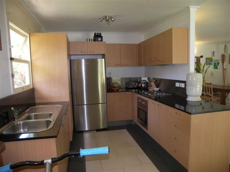 60 Djerral Avenue, Burleigh Heads QLD 4220