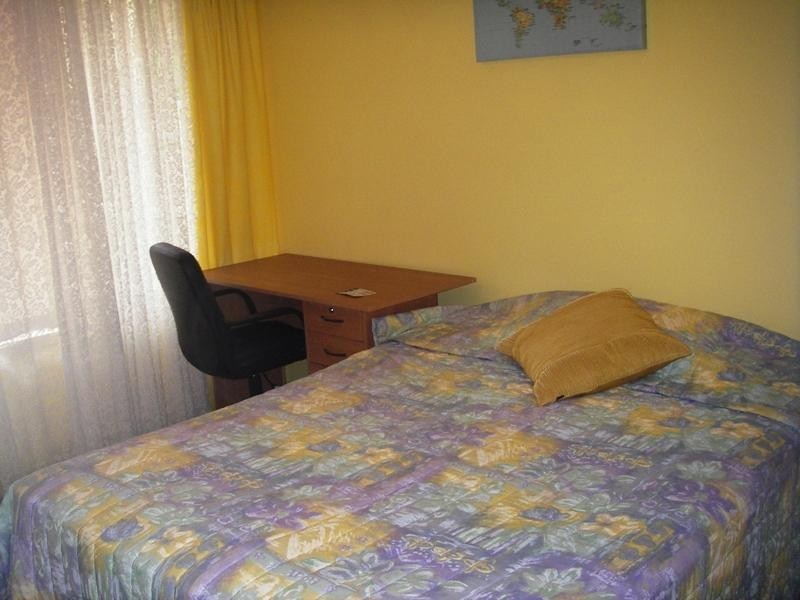 1 Lakes Circuit, Burleigh Waters QLD 4220