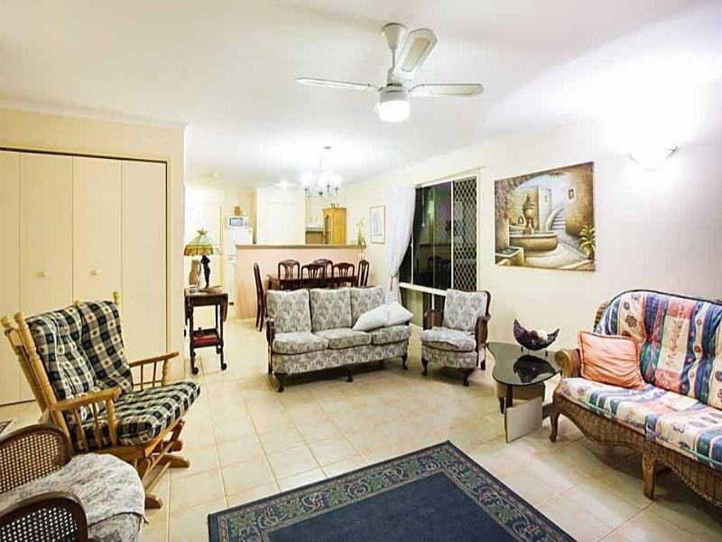 1 Beaconsfield Drive, Burleigh Waters QLD 4220