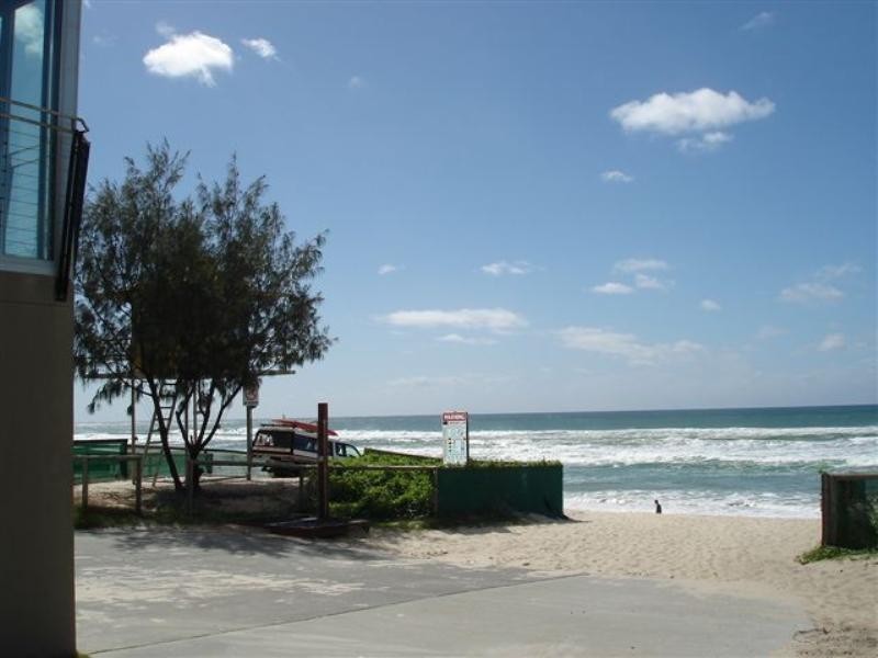 3 ‘Florina Sands’, 59 Petrel Avenue, Mermaid Beach QLD 4218
