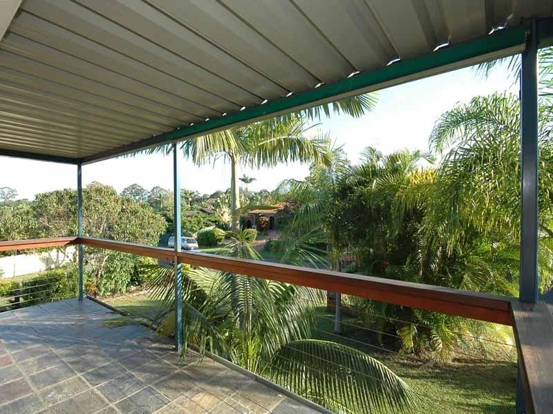 14 Oakwood Terrace, Palm Beach QLD 4221