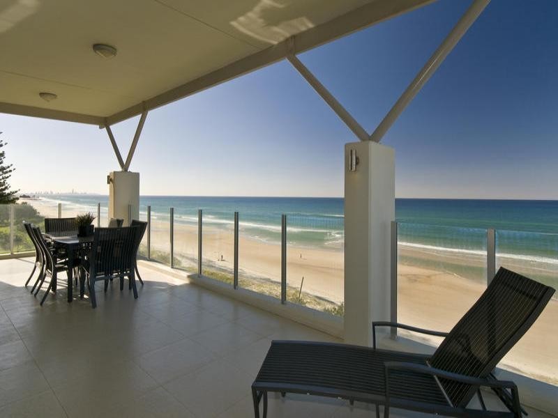 5 ”Azure”, 351 Golden Four Drive, Tugun QLD 4224