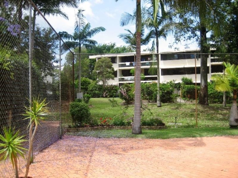 4 ‘Grevillea’, 32 Rudd Street, Broadbeach Waters QLD 4218