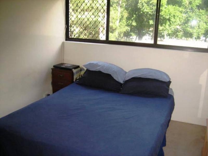 4 ‘Grevillea’, 32 Rudd Street, Broadbeach Waters QLD 4218