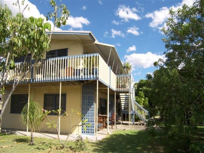 38 Seashell Avenue, Mermaid Beach QLD 4218