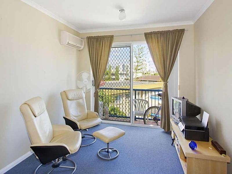 16 ”Villa Adori”, 4 Adori Street, Chevron Island QLD 4217