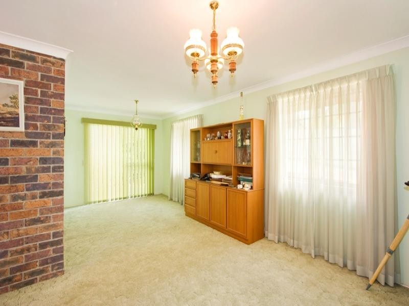 5 Drewe Court, Carrara QLD 4211