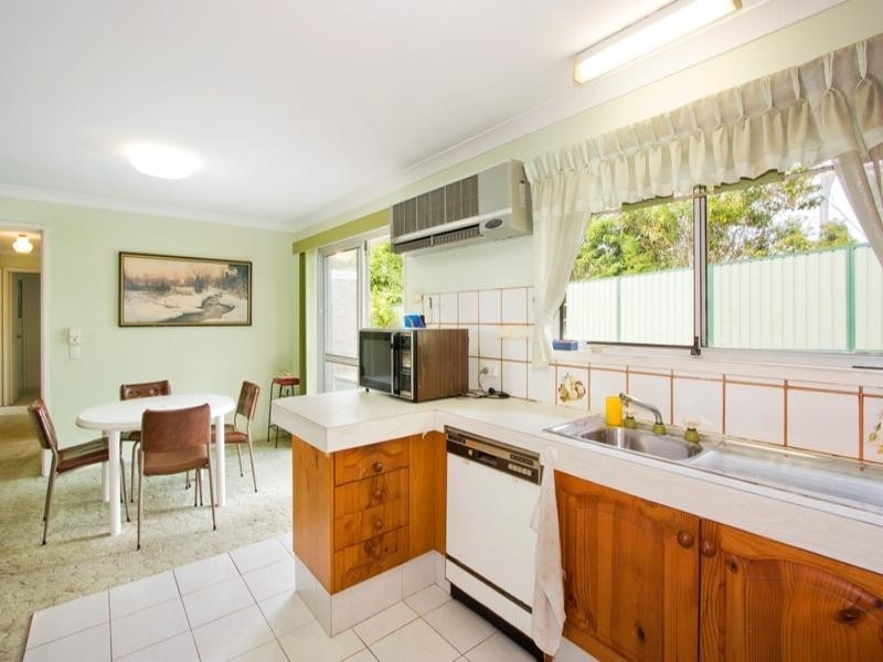 5 Drewe Court, Carrara QLD 4211