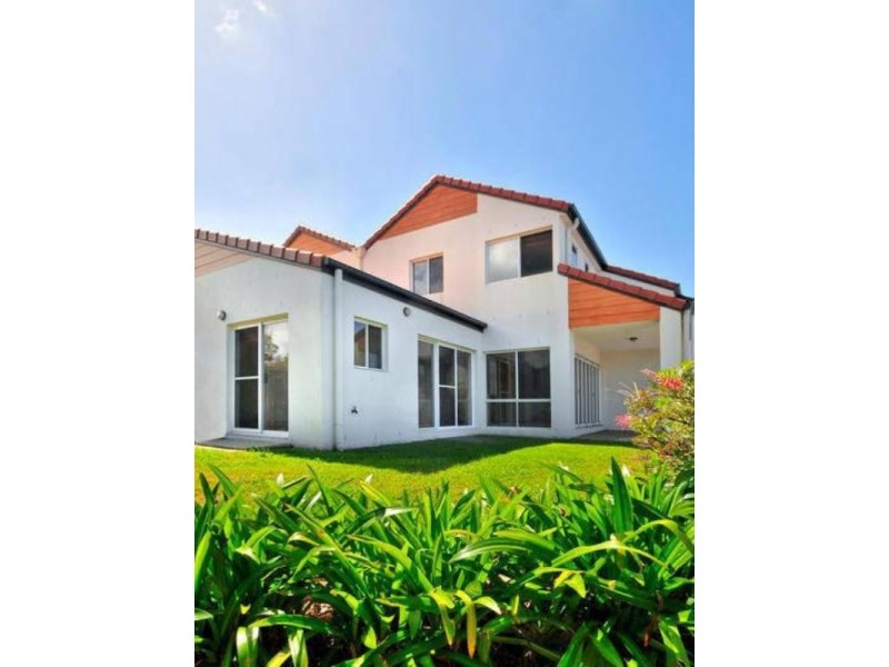 1/44 Leopardwood Circuit, Robina QLD 4226