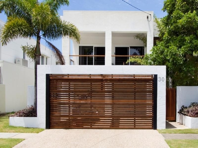 30 Ocean Street, Mermaid Beach QLD 4218