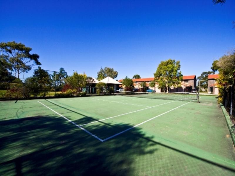 26 ‘Castleglen Chateau’, 5 Galeen Drive, Burleigh Waters QLD 4220