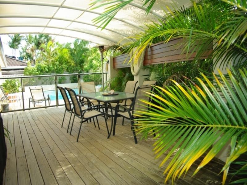 9 Honeyeater Drive, Burleigh Waters QLD 4220