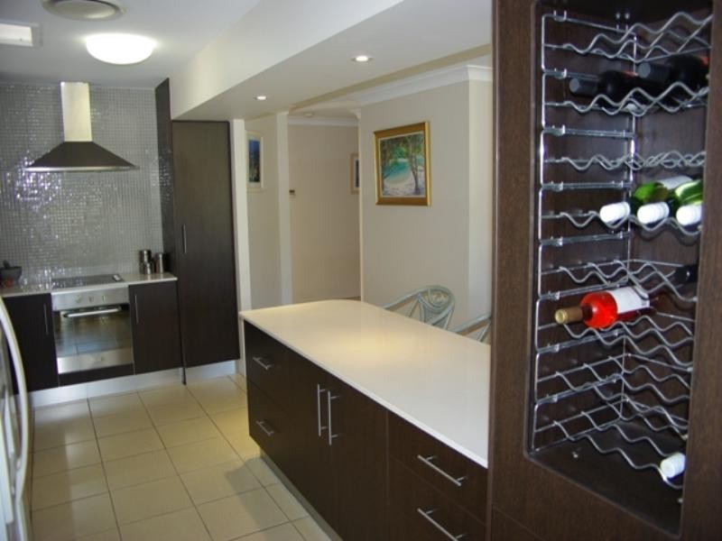 9 Honeyeater Drive, Burleigh Waters QLD 4220