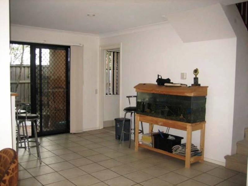 41 ‘Roseland Gardens’, 1 Warbler Parade, Varsity Lakes QLD 4227