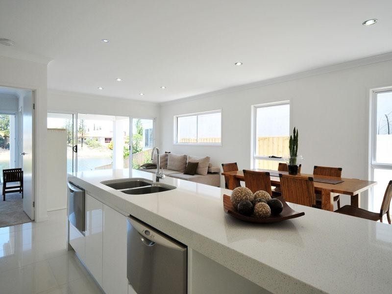 Mermaid Waters QLD 4218