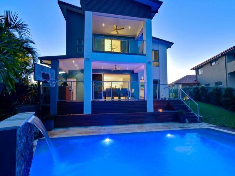 368 Rio Vista Boulevard, Mermaid Waters QLD 4218