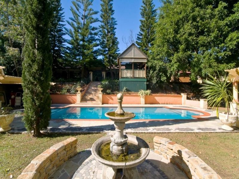 10 Tom Latimer Court, Worongary QLD 4213