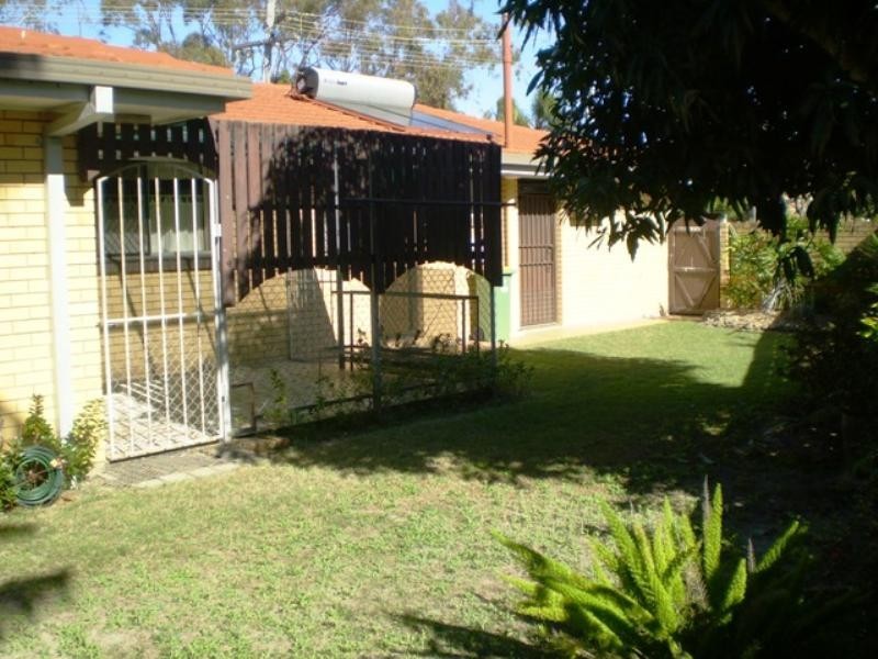 1 Yeringba Street, Mermaid Waters QLD 4218