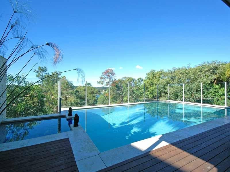 24 Doubleview Drive, Elanora QLD 4221