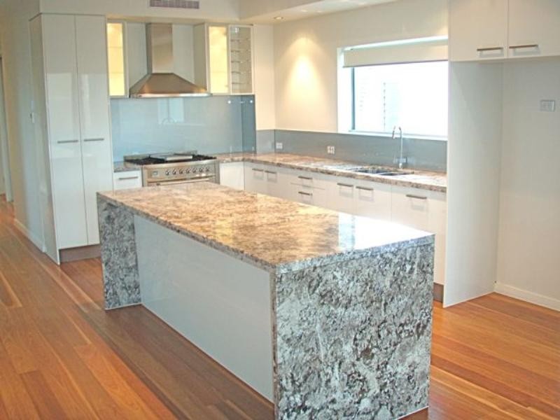 1/105 Seagull Avenue, Mermaid Beach QLD 4218