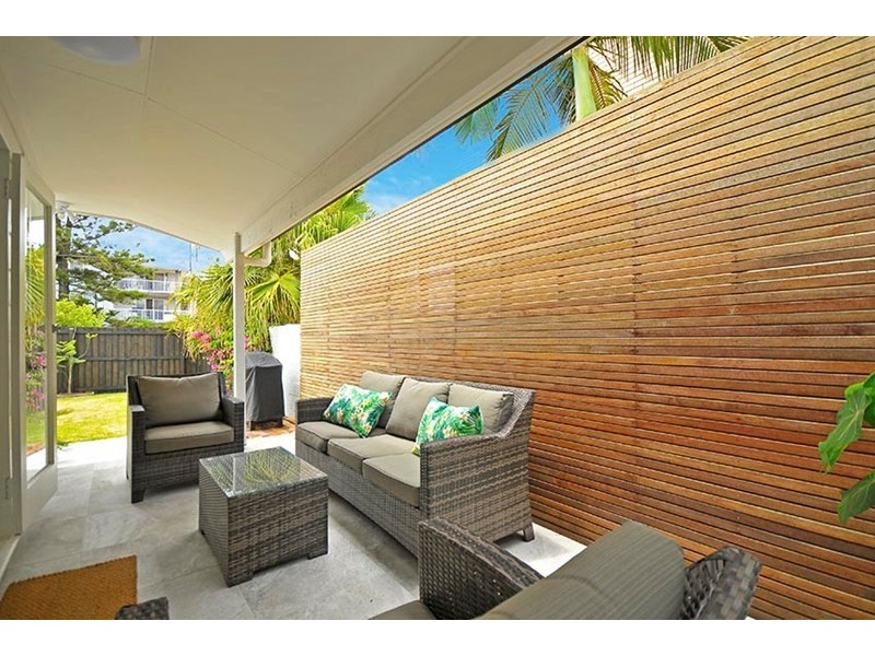 46 Sunbrite Avenue, Mermaid Beach QLD 4218