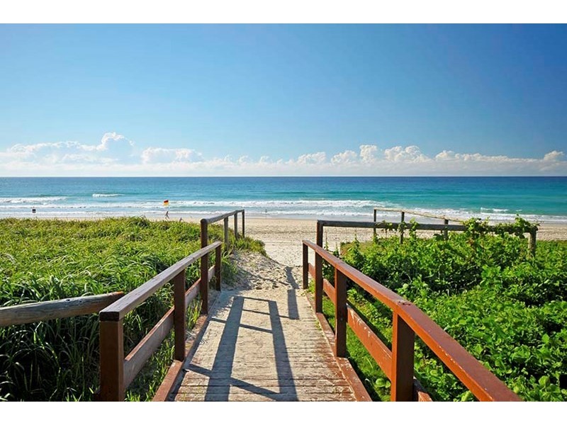 46 Sunbrite Avenue, Mermaid Beach QLD 4218