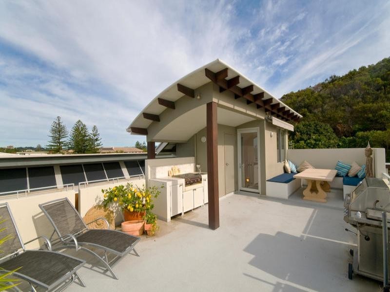 34a Nagel Avenue, Miami QLD 4220