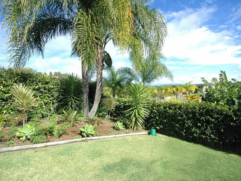 70 Avocado Street, Elanora QLD 4221