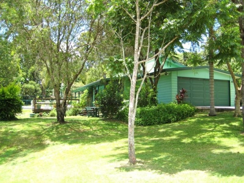 3 Heeterra Court, Elanora QLD 4221