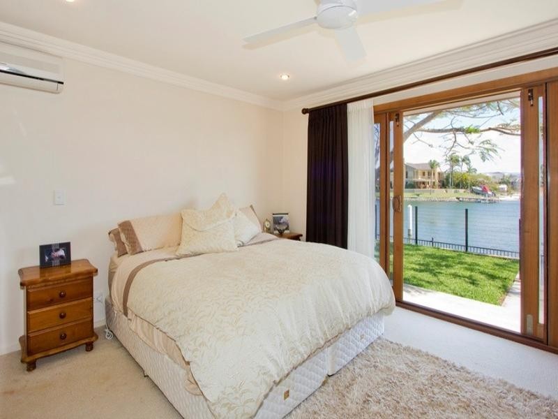 47 Allambi Avenue, Broadbeach Waters QLD 4218