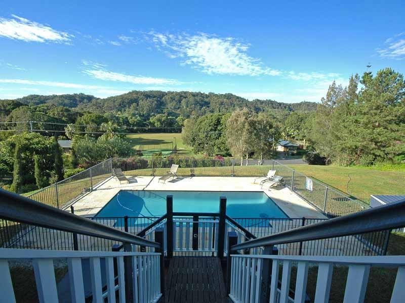 16 Bradman Drive, Currumbin Valley QLD 4223