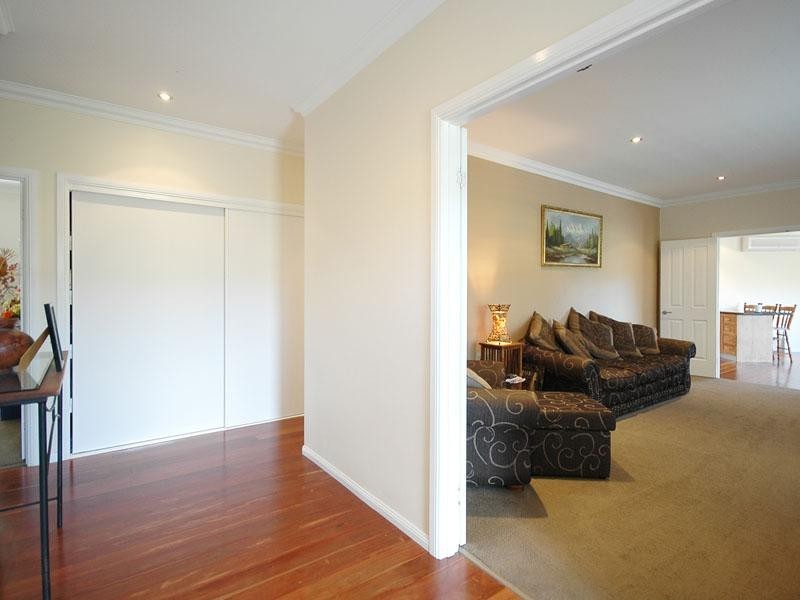 16 Bradman Drive, Currumbin Valley QLD 4223