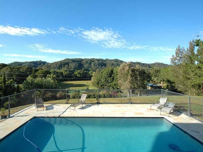 16 Bradman Drive, Currumbin Valley QLD 4223