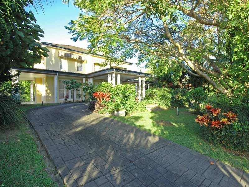744 Nerang-Broadbeach Road, Carrara QLD 4211
