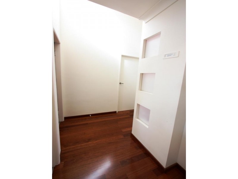 10 ‘Brentford Villas’, 99 Sunshine Boulevard, Mermaid Waters QLD 4218