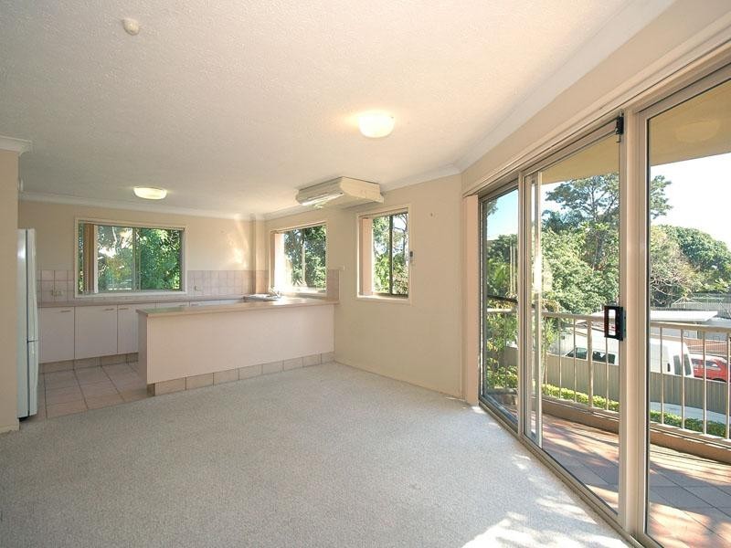 6 ‘Westside Apartments’, 2032 Gold Coast Highway, Miami QLD 4220