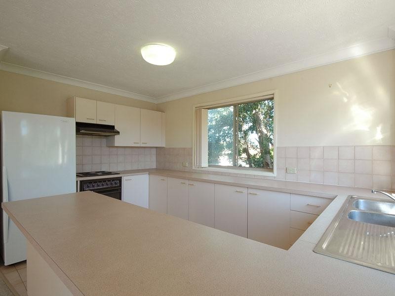 6 ‘Westside Apartments’, 2032 Gold Coast Highway, Miami QLD 4220