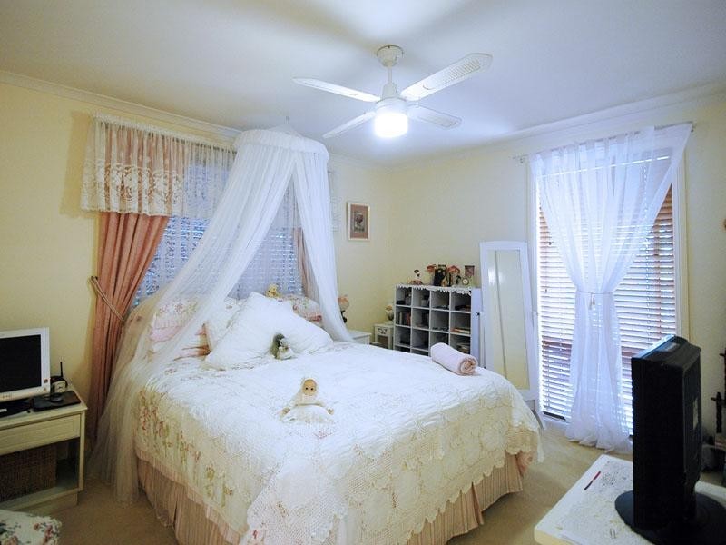 3 Rednal Court, Carrara QLD 4211