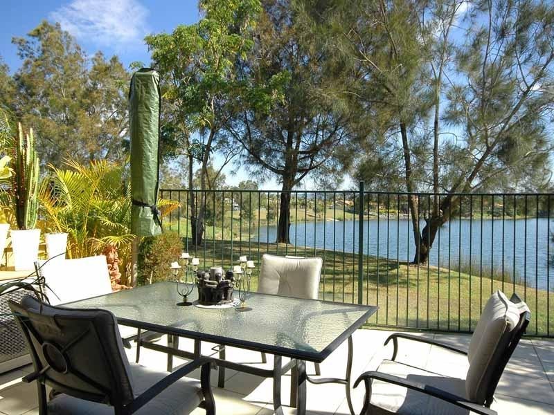 Clear Island Waters QLD 4226