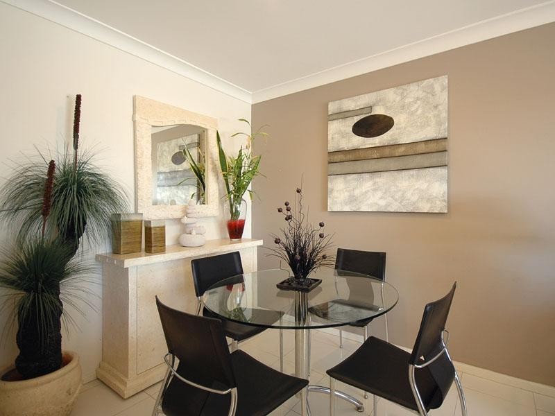 Clear Island Waters QLD 4226