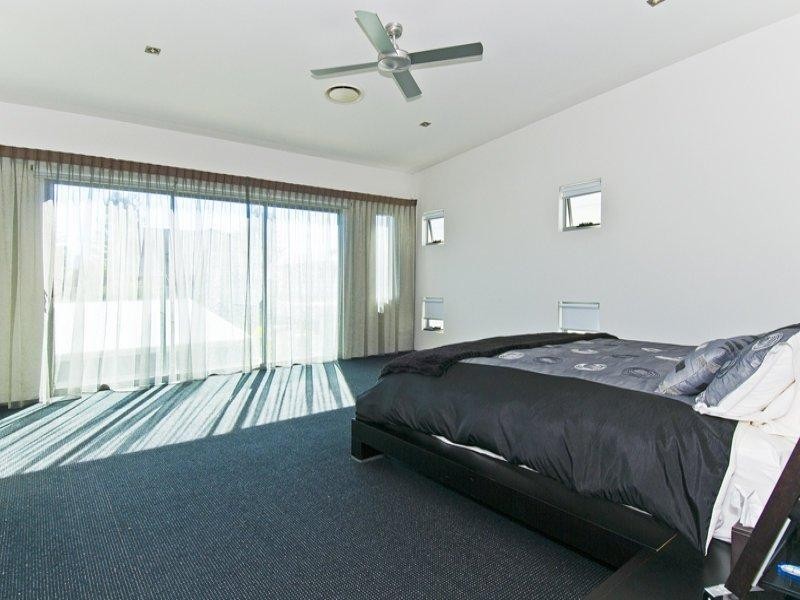 22 William Street, Mermaid Beach QLD 4218