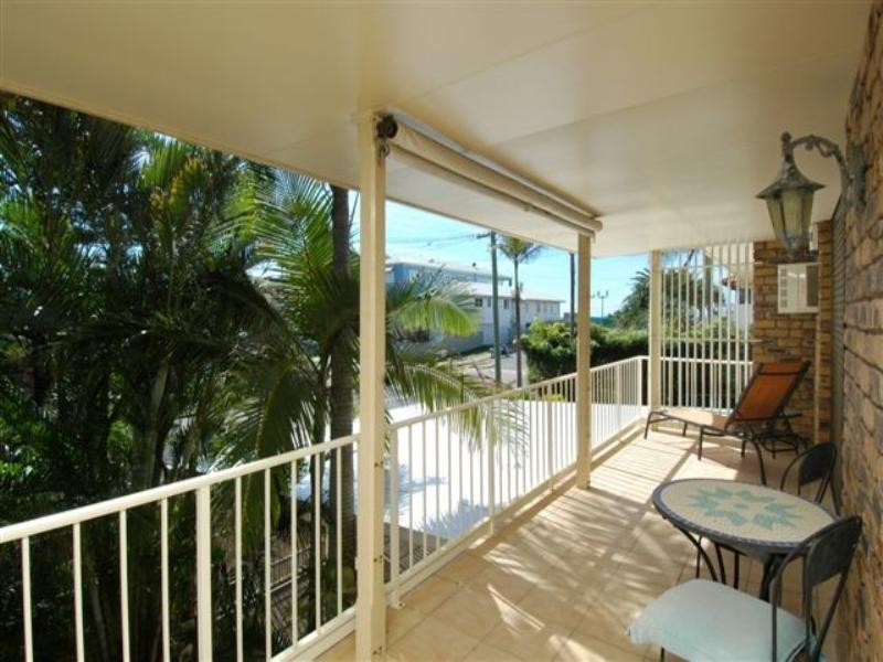 202 Hedges Avenue, Mermaid Beach QLD 4218